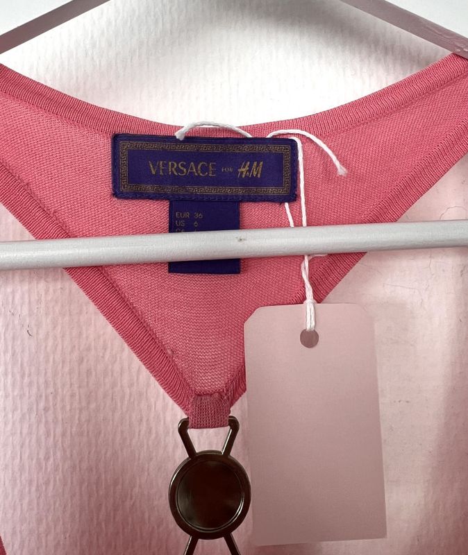 102136 - Versace x H&M Topp