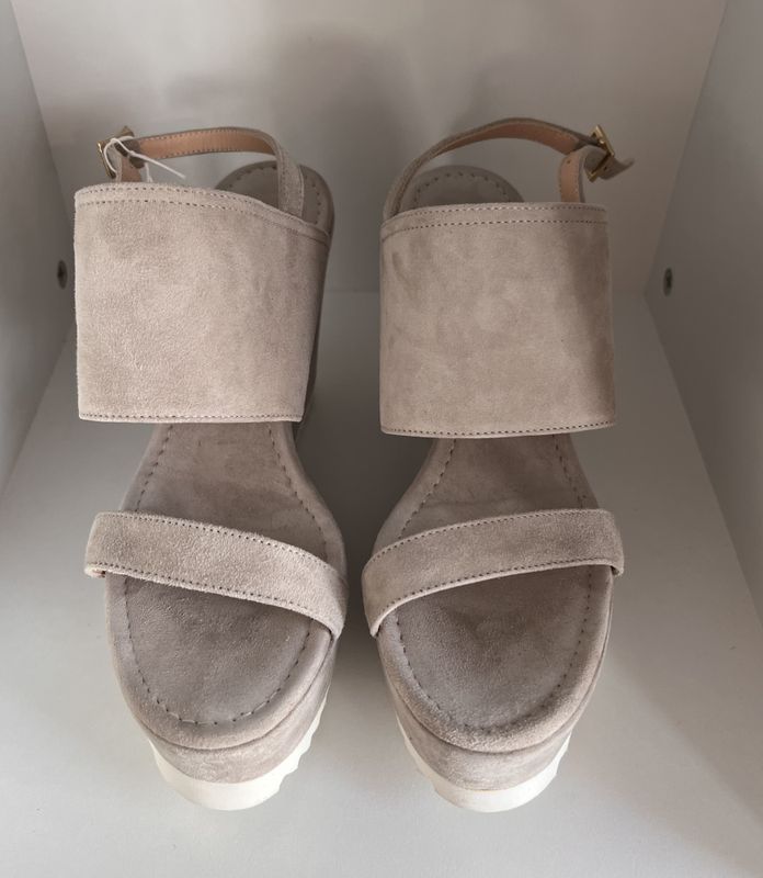 102444 - Eleventy Suede Wedges Sandals 