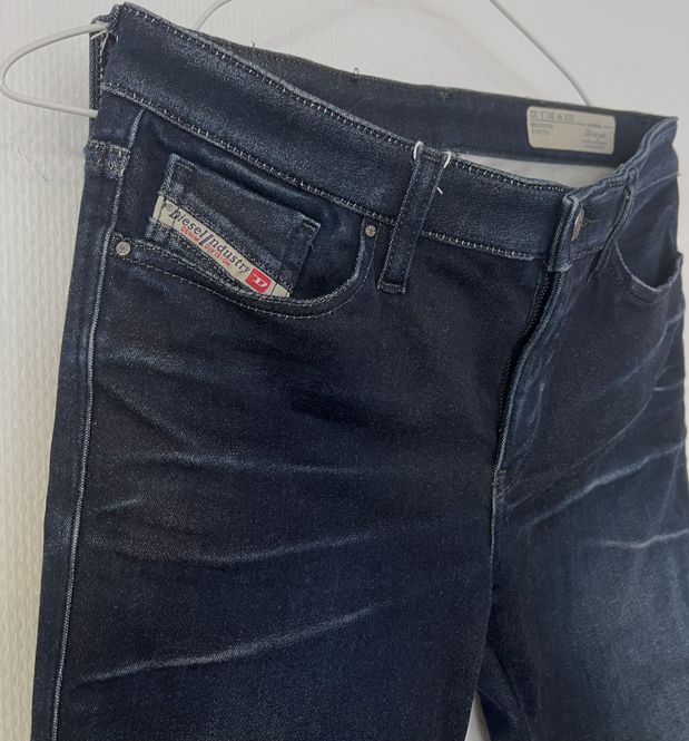 Hovedbilde 224 - Diesel dongeribukse 
