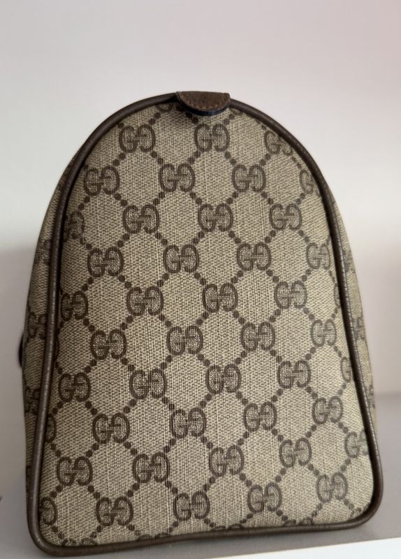 101893- Gucci Boston bag