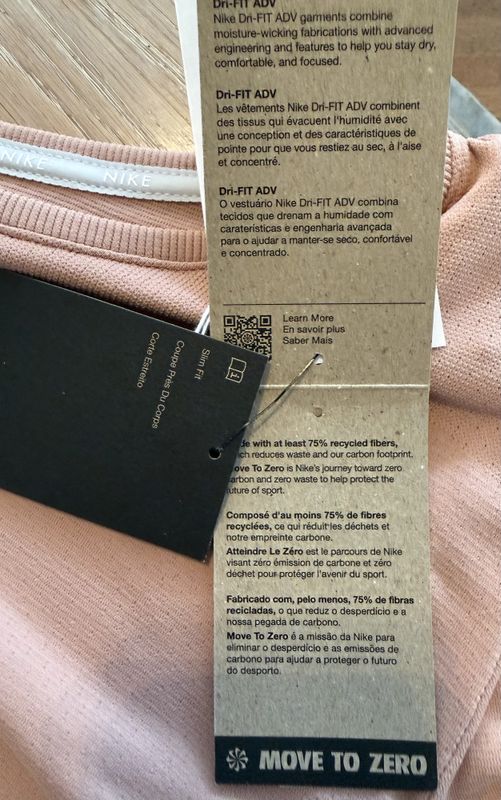102575- Nike