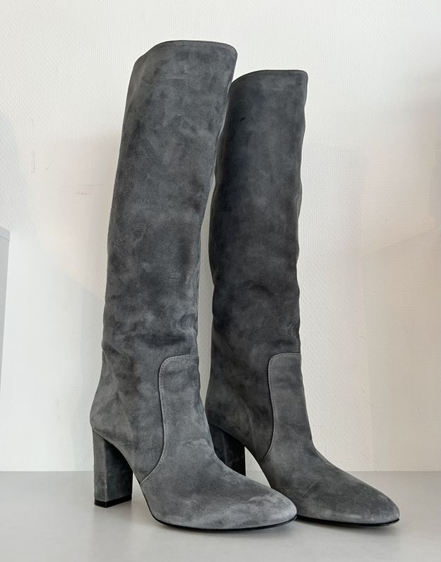 102636 - Vero Cuoio Suede Knee High Boots