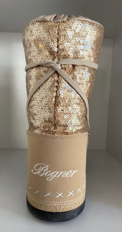 102438- Moonboots Bogner
