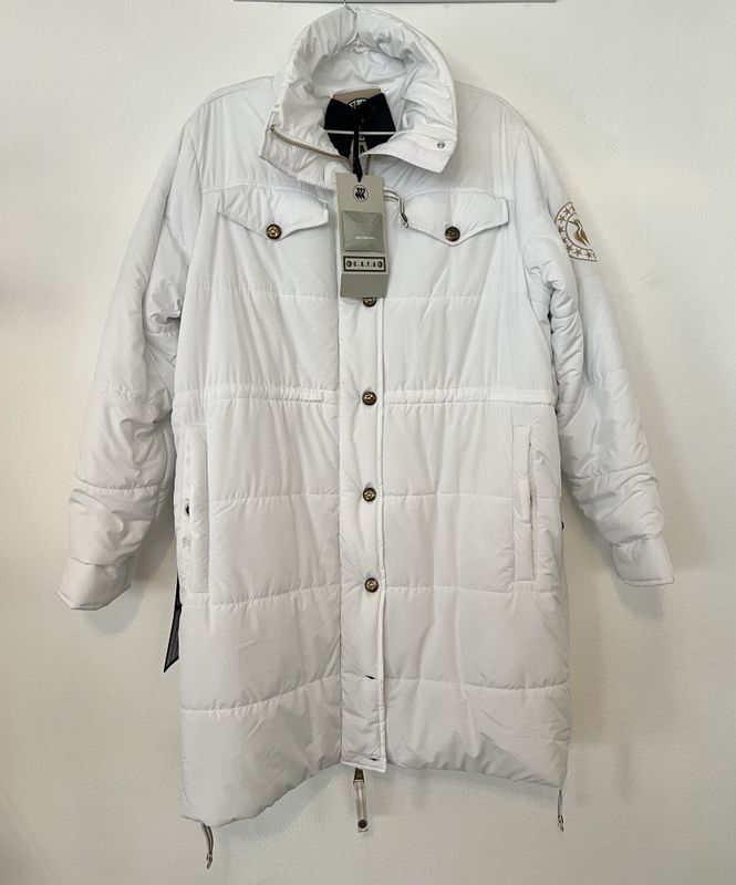 101898 - C.A.Y.A parkas