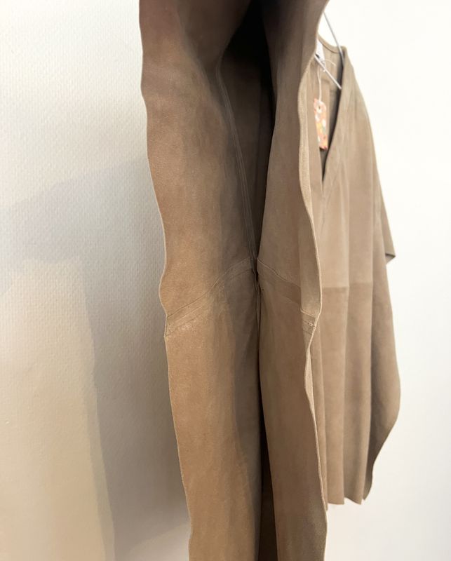 101858 - Ane Mone semsket topp