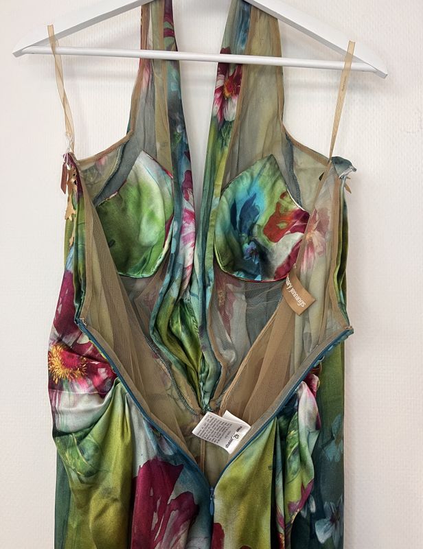 101536 - Rosemary Jennings Exotic Floral Dress