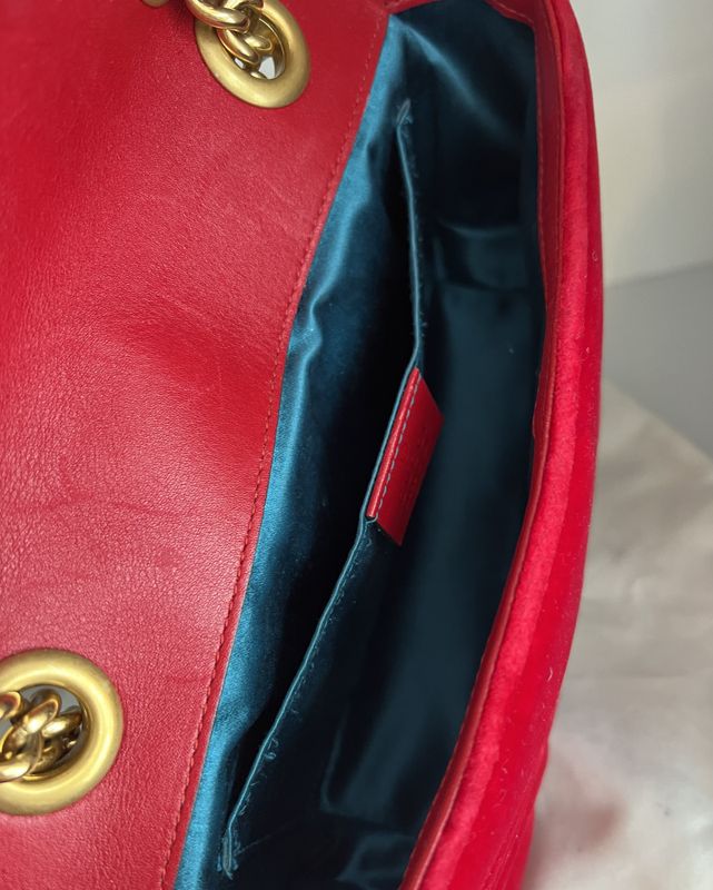 101788 - Gucci Marmont Velvet Red