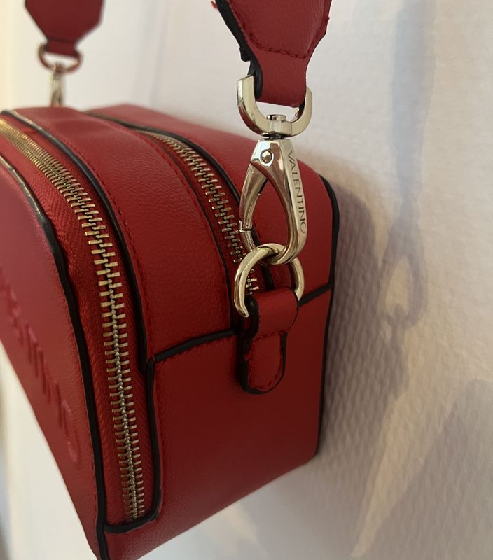 101577 - Valentino prunus crossbody